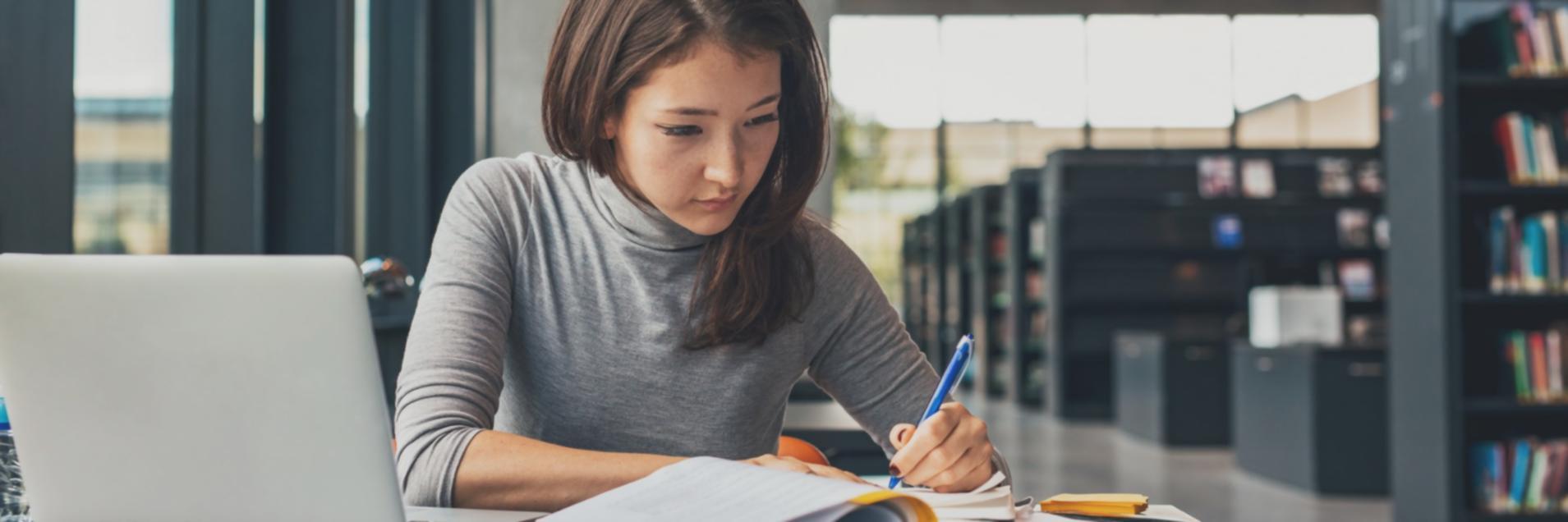 Работа с реальными кейсами и видеозаписями сессий